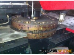 日本阿玛达转塔数控冲床3050图3