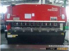 检修改造阿玛达RG100数控型下动式折弯机（NC9系统维修与改造）图2