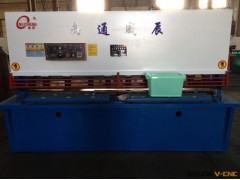 供应QC12K-10x2500数控剪板机,自动剪板机图2