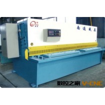供应QC12K-10x2500数控剪板机,自动剪板机