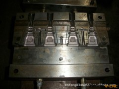 生产制造AC两扁插AC插头模具图3