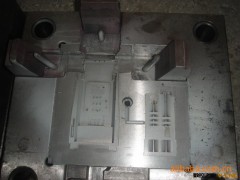 塑胶产品模具图3
