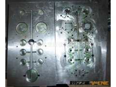塑胶产品模具图2