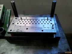 供应空调换热器钣金端板模,钣金模具,冲孔落料模具,翻边成型模具图3