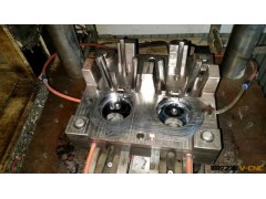 供应 高质量油壶盖子模具 注塑模具图2