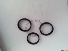 深圳沙井春辉现货提供外径31.2内径27.5厚5的O形镜头防雾密封圈。图2