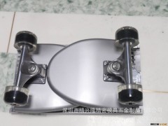 提供压铸模具，塑胶模具设计与制造图2