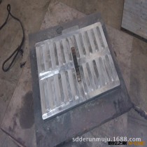 山东德润 专业制作加工 玻璃钢模具 艺术井盖模具
