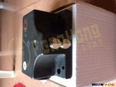 原装德国安士能 行程开关 触点两点 SN02D12-502-M图2