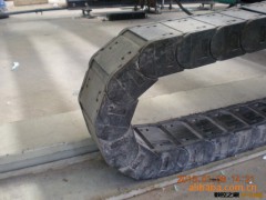 供应塑料工程拖链 钢铝拖链承重型工程拖链 全封闭塑料工程拖链图2