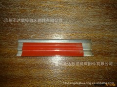 供应不锈钢防护罩配件【刮屑条】尼龙滑轮 尼龙滑块图2