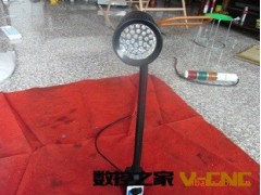 供应TFP50D-7卤钨吸铁石工作灯 LED带磁座机床软管工作灯图2