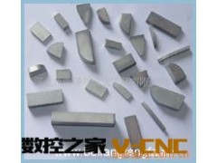 供应硬质合金YT14/YT15 D214型镗刀刀头 焊接刀 刀粒