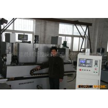 供应江苏泰州晨虹Zk30001.5米外排屑钻削三轴数控深孔钻床