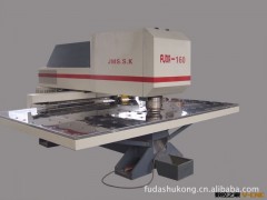 25吨数控冲床/冲床/液压冲床/深喉数控冲床采用国际先进工艺制作图2