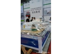 供应古典家具雕刻机/baixin图2