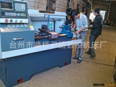 供应五星品质小型全自动高精密数控机床 数控车床 首选尹皓机床图3