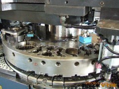 阿玛达357 日本进口数控转塔冲床 加工范围 2500*1250图2