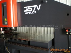 钣金加工数控冲床加工台面1250*2500 ，58个模具。日本阿玛达图2