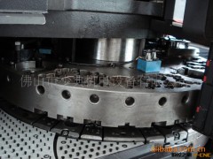 日本进口数控转塔式冲床图3