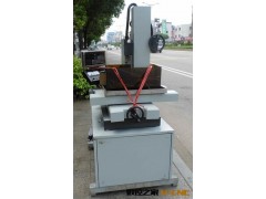 厂家直销小孔机 320高精密小孔机 小型放电小孔机 火热促销中图2