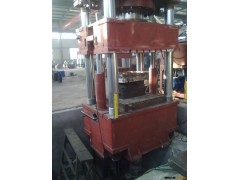 供应全新四柱三梁油压机1600TXC-800TXC大型四柱三梁液压机图3