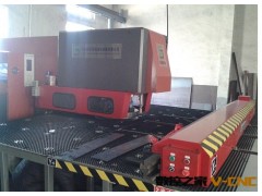 青岛厂家供应  高品质数控冲床 质量可靠图3