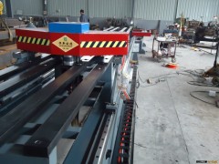 供应 1000-10000mm数控冲床侧送料机 青岛厂家 质量可靠图2