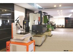 供应江北数控小孔加工机DX703 钻小孔 厂家直销图2