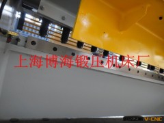 现货销售 QC12K 12 x 4000 液压闸式剪板机图3