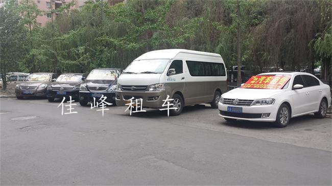 成都旅游拼车价格Y成都推荐旅游公司Y成都包车2日游