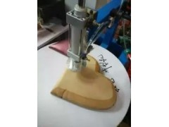 软包打钉成型机小型图3