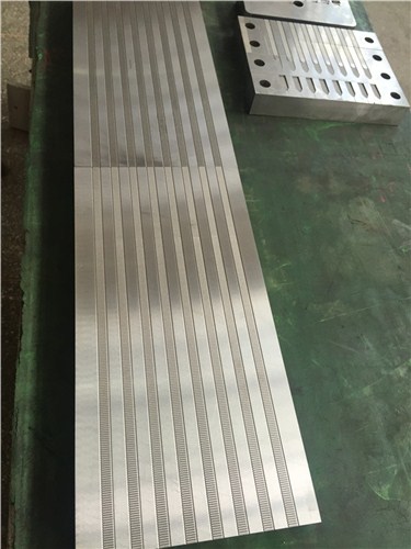 热流道扎带模具控温器弯尾尼龙扎带模具物流标牌扎带模具锦鵬供