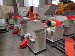 锯末粉碎设备制作精细,锯末木屑粉碎机价格优势图2