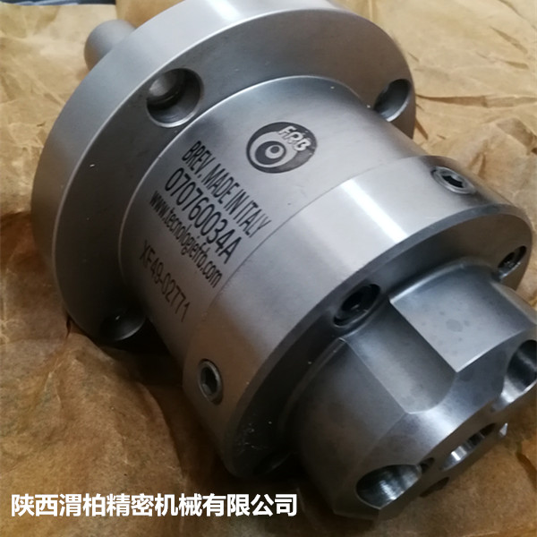 意大利飞霸顶尖包含FRB中心顶尖和FRB驱动销