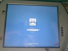 德国伦茨电脑机EL9800系列触摸屏闪屏跳屏黑屏维修图3