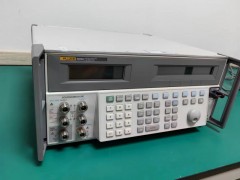 福禄克Fluke 5820A 示波器校准仪图2