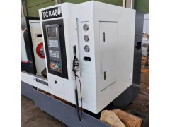 TCK46斜床身数控车床图2