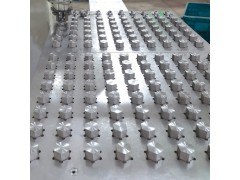 武创智达上下料机器人点阵式料盘图2