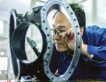 数控铣工杨兴隆坚持在攻坚中创新创造